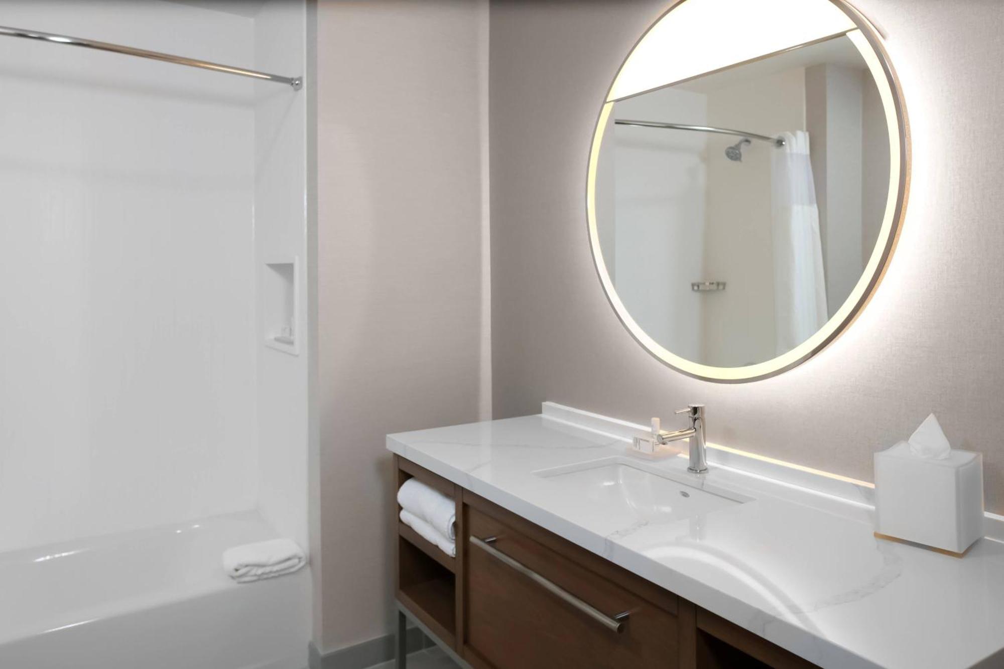 Courtyard By Marriott Thomasville Downtown Zewnętrze zdjęcie
